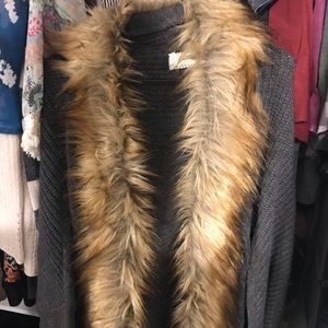 Cardigan with faux fur trim